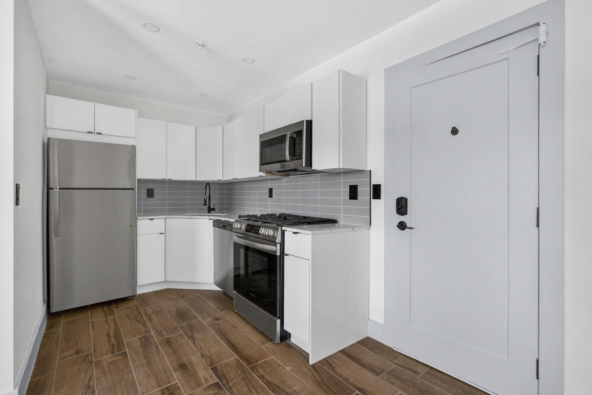 2032 N Dixie Highway, Unit 11, West Palm Beach, FL 33407 Photo