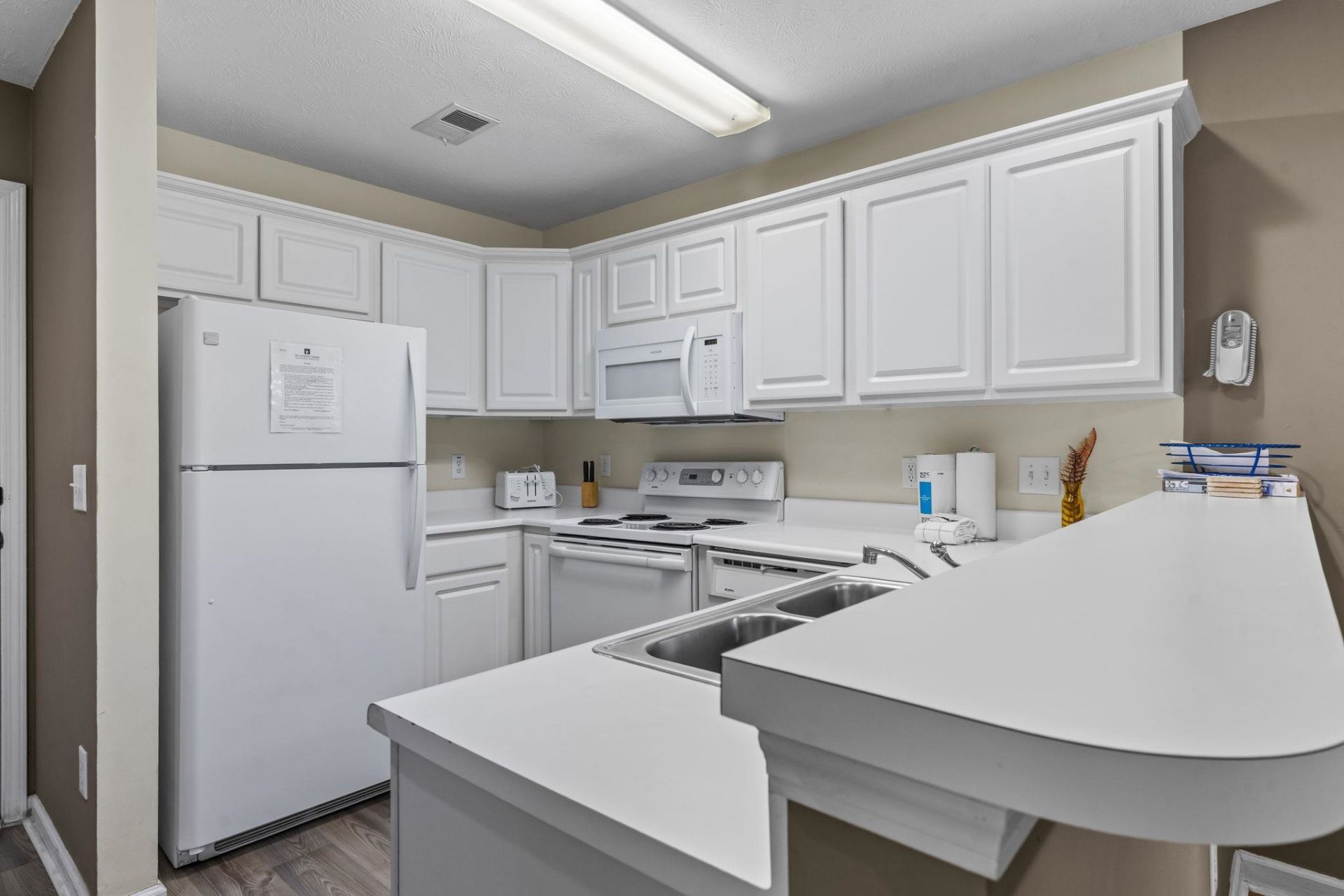 598 Blue Stem Dr.  Photo 6