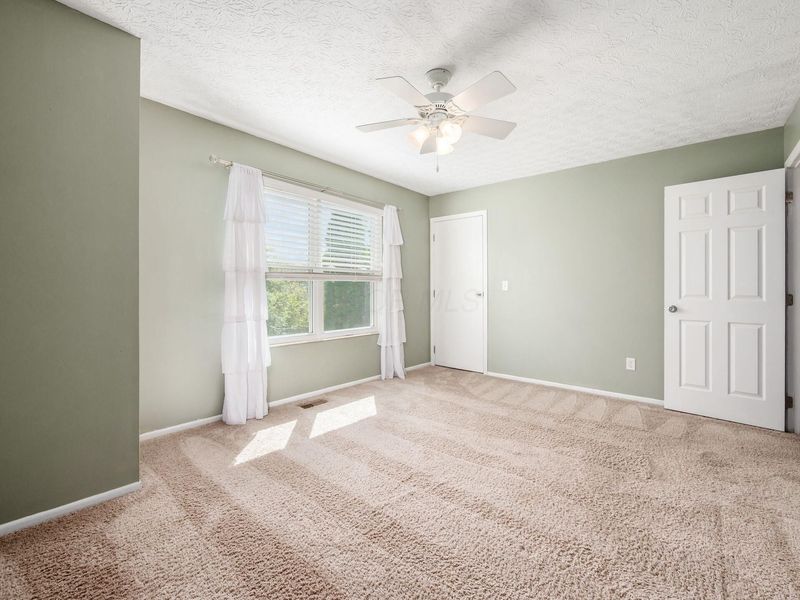 8366 Cliffthorne Way, Columbus, OH 43235 Photo 20