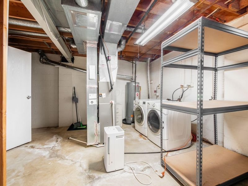 8366 Cliffthorne Way, Columbus, OH 43235 Photo 24