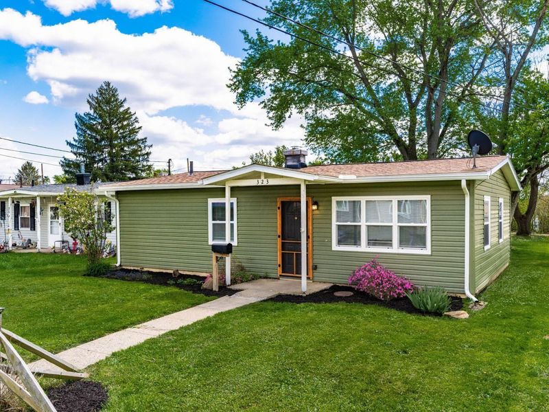 323 Cedarcrest Avenue, Newark, OH 43055 Photo 2