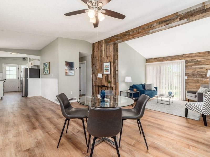 323 Cedarcrest Avenue, Newark, OH 43055 Photo 9