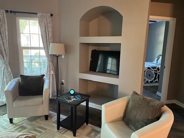 1300 Park West Photo 5