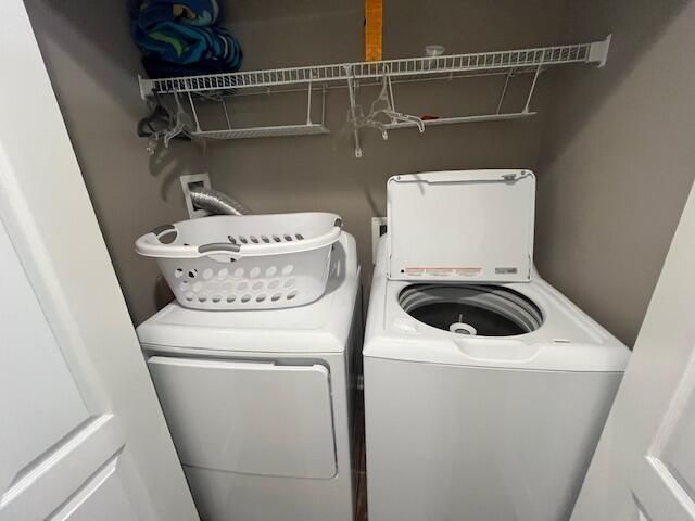 1300 Park West Photo 9