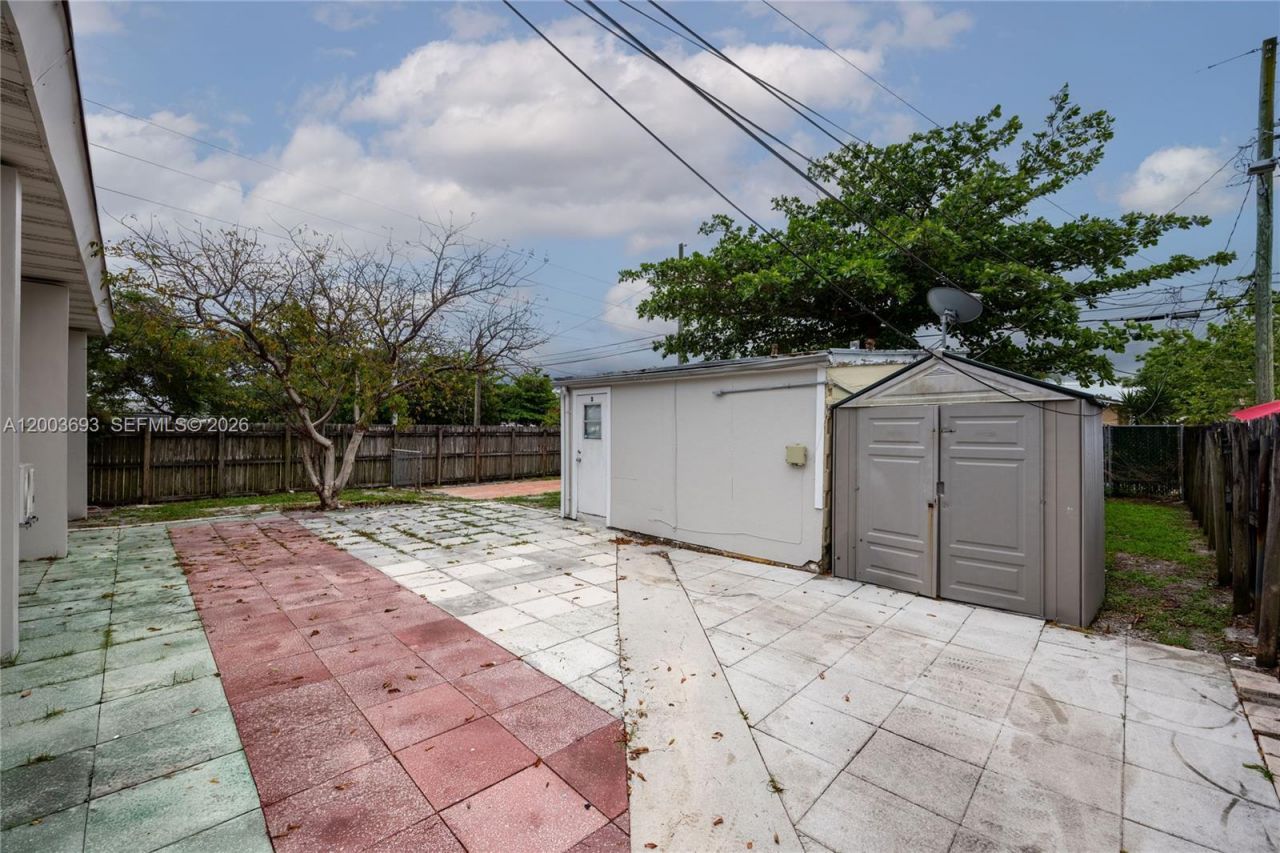 2204 Mckinley St , Hollywood, FL 33020 Photo