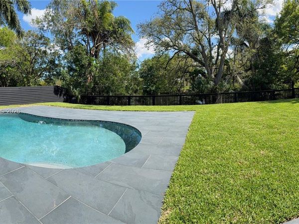 1304 Stratford St , Wellington, FL 33414