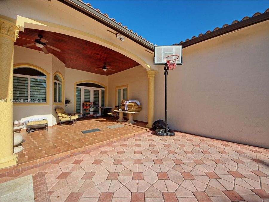 Property Image 30