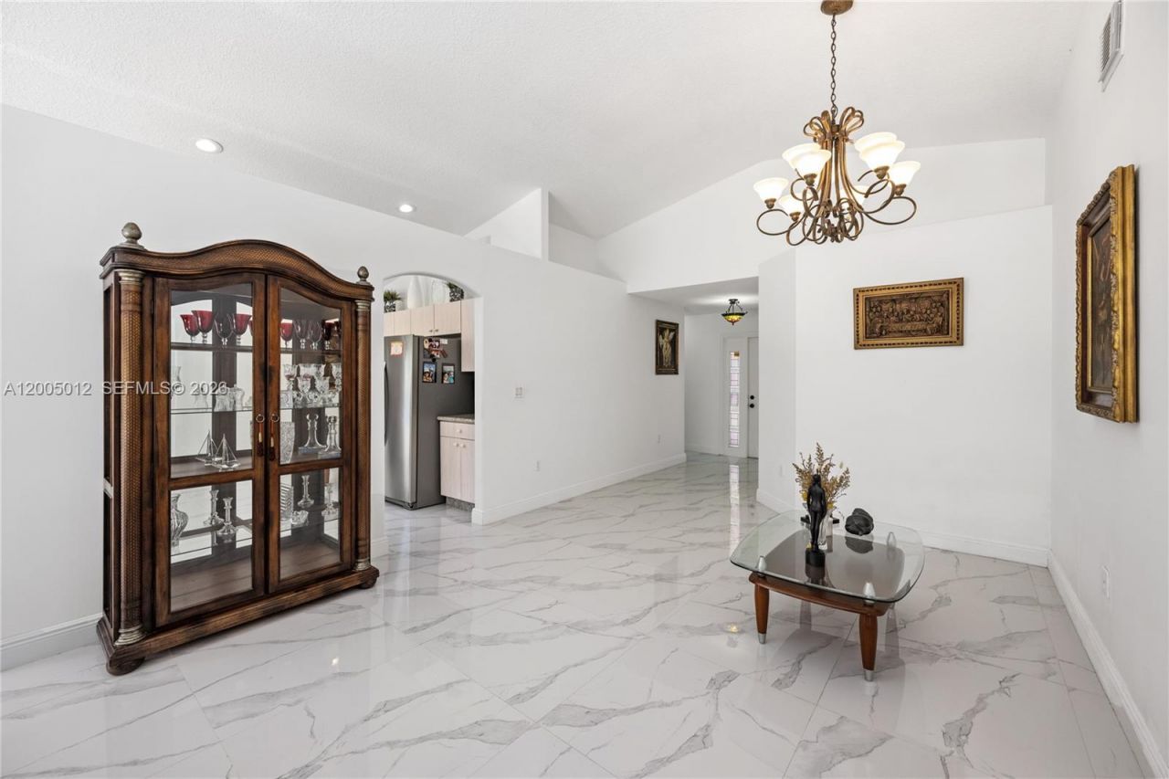 18510 NW 23rd St , Pembroke Pines, FL 33029 Photo