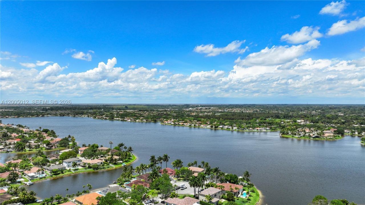 18510 NW 23rd St , Pembroke Pines, FL 33029 Photo