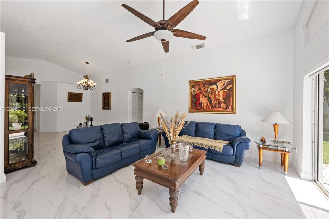 18510 NW 23rd St , Pembroke Pines, FL 33029 Photo