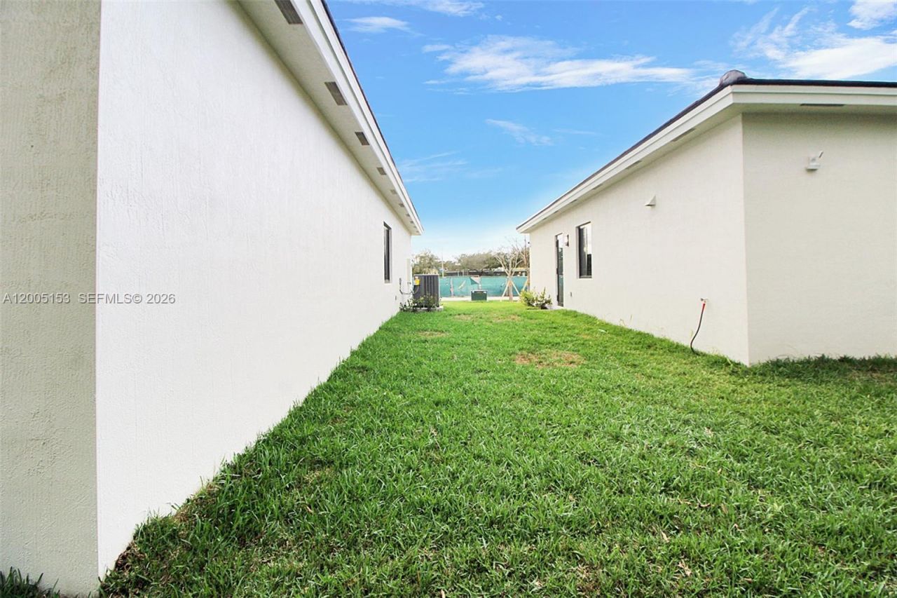 20833 SW 96th Ct, Cutler Bay, FL 33189 Photo