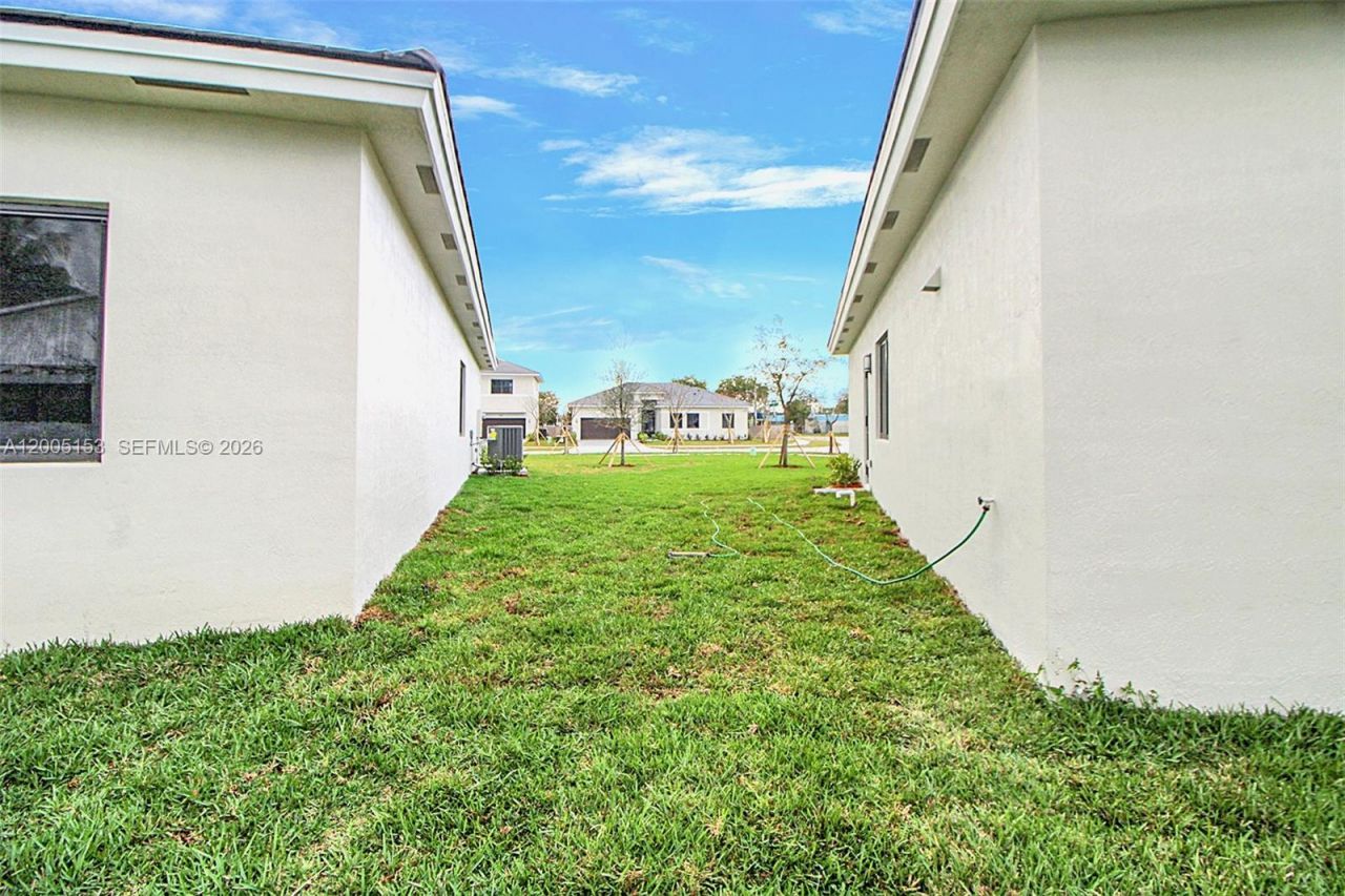 20833 SW 96th Ct, Cutler Bay, FL 33189 Photo