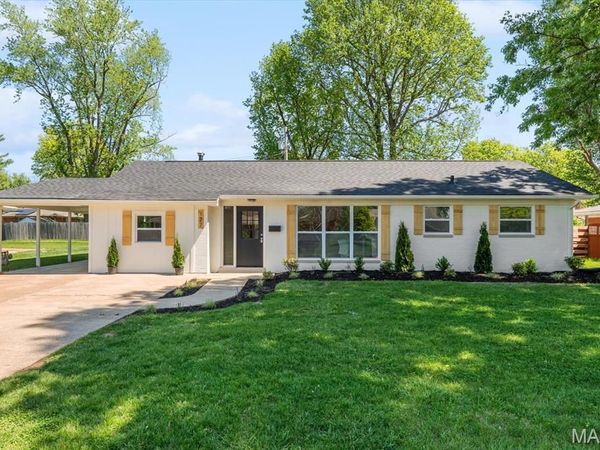 127 Clearview Drive, Belleville, IL 62223
