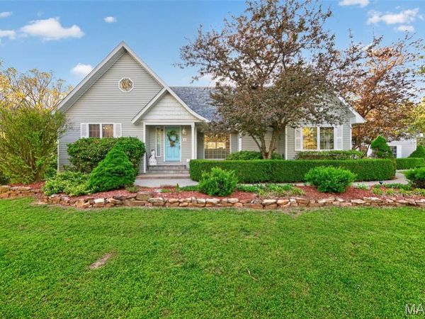 23233 Paradise Drive, Lebanon, MO 65536