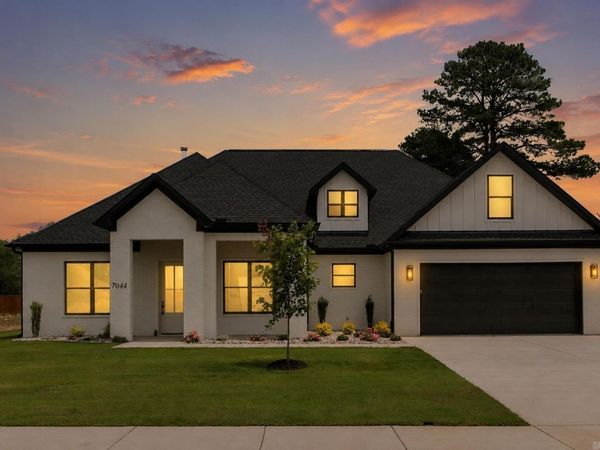 7044 Star Dust Lane, Alexander, AR 72002