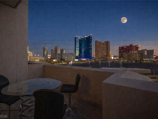 200 W Sahara Avenue , Unit 501, Las Vegas, NV 89102