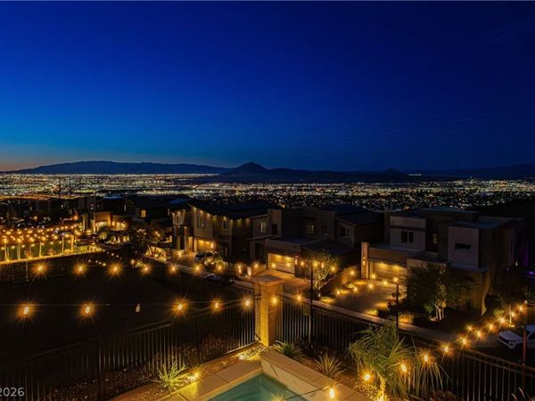 322 Natoire Court , Henderson, NV 89012