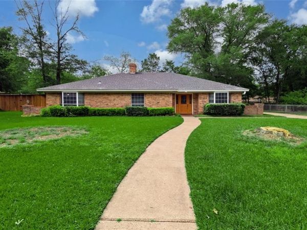 1708 Jennifer Circle, Corsicana, TX 75110