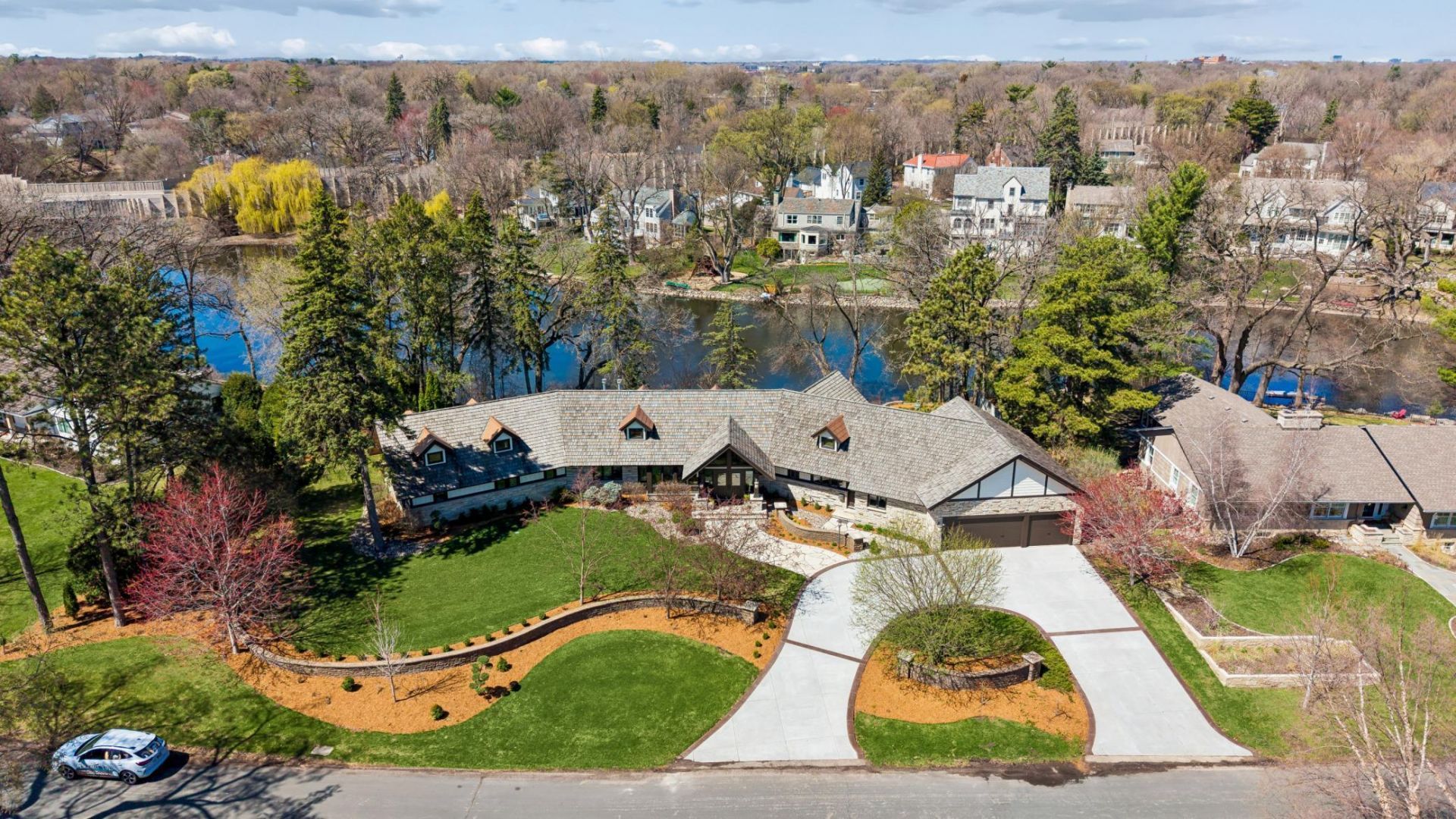 4812 W Sunnyslope Road , Edina, MN 55424