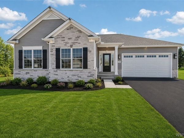 6313 Webster Road , Orchard Park, NY 14127