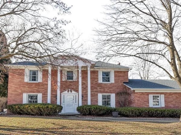 1326 S SUMMER RANGE ROAD, De Pere, WI 54115