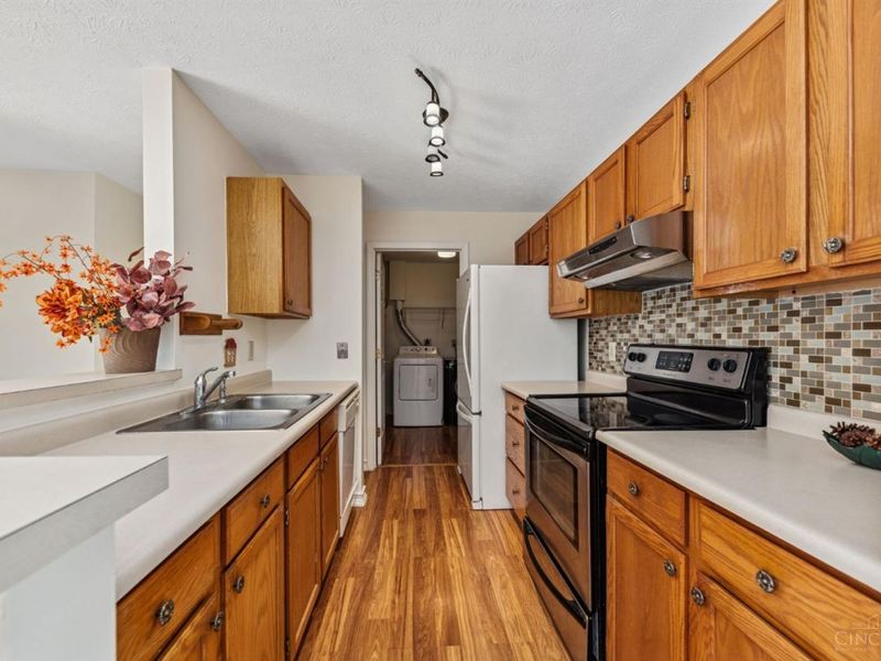 710 Carrington Place, Unit 207, Loveland, OH 45140 Photo 12