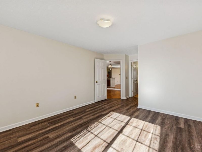 710 Carrington Place, Unit 207, Loveland, OH 45140 Photo 16