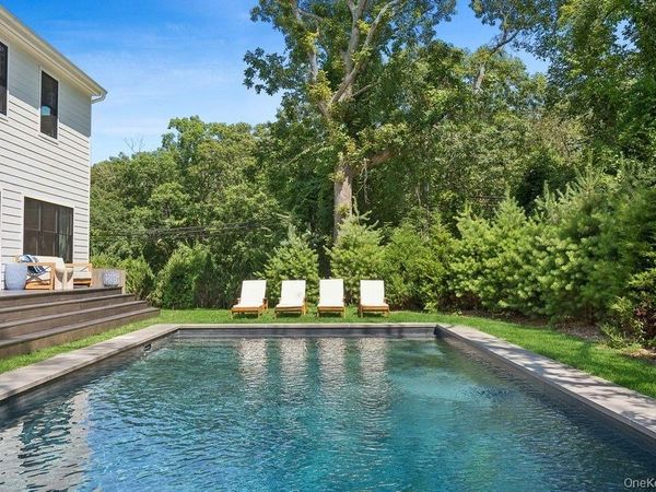 4 Squaw Road , East Hampton, NY 11937