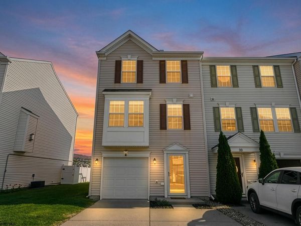 37 Robin Lane, Morgantown, WV 26508