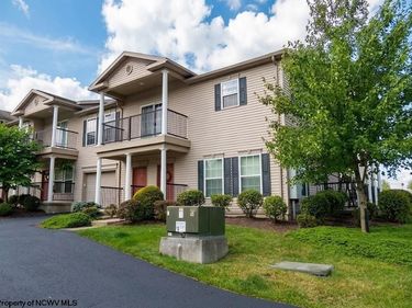54 Barrington Court, Bridgeport, WV 26330