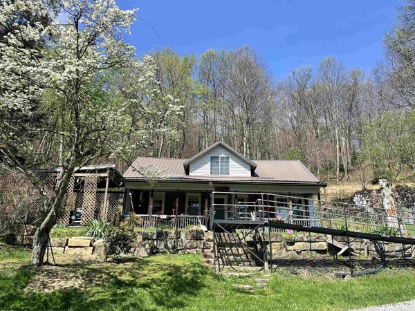 170 Gregorytown Road, Rock Cave, WV 26234
