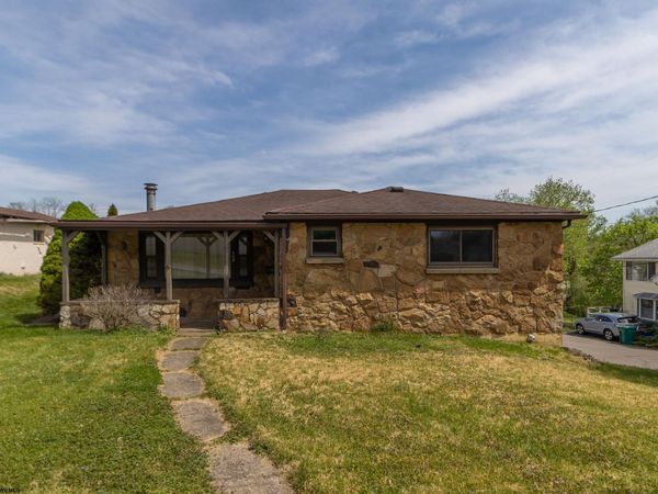 702 Lawman Avenue, Bridgeport, WV 26330