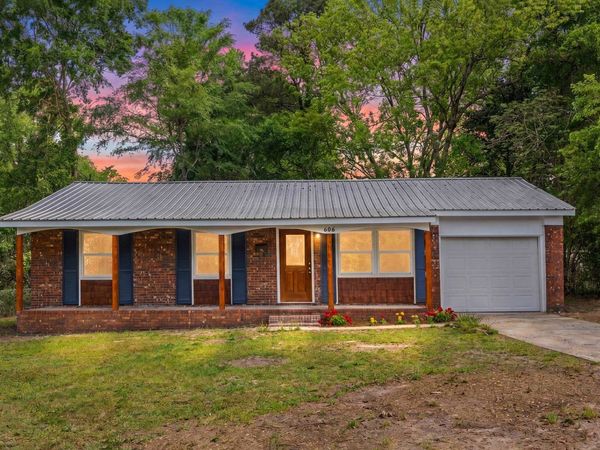 606 McEachern Heights, Marion, SC 29571