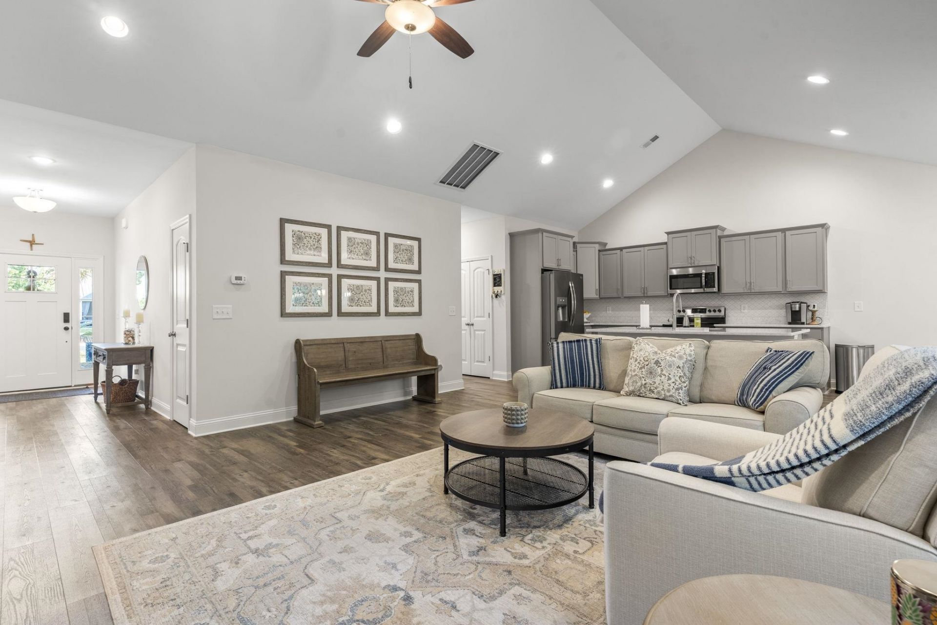 4402 Kinlaw St.  Photo 6