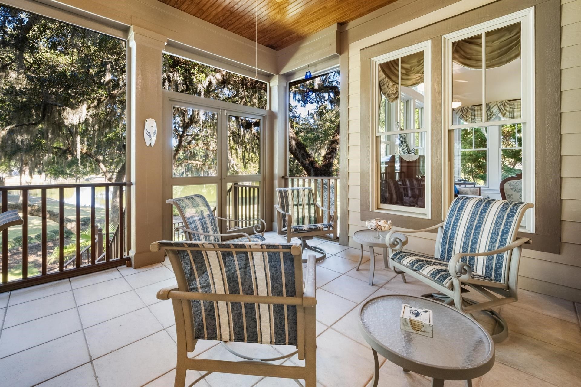 227 Summerwood Dr.  Photo 16