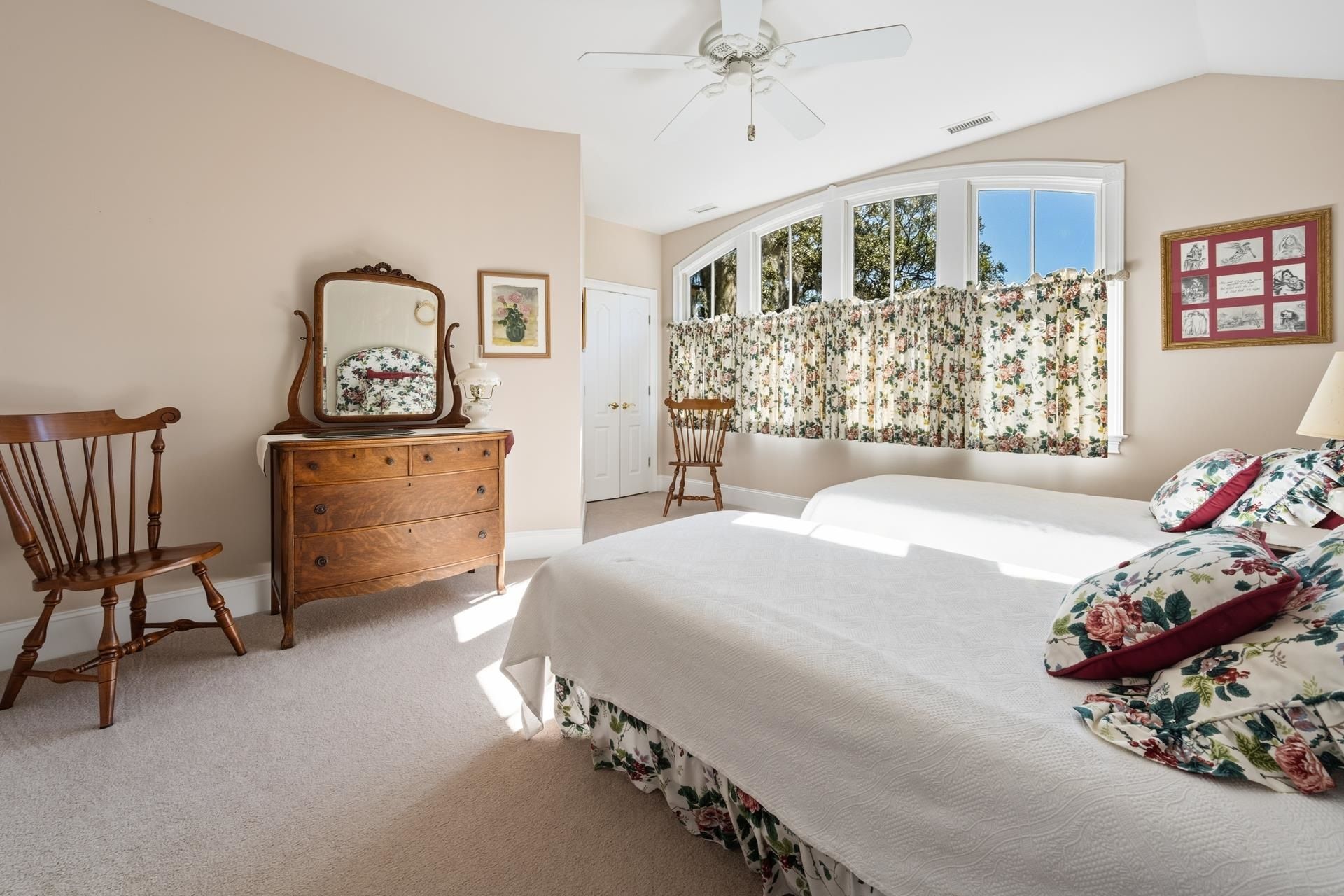 227 Summerwood Dr.  Photo 26