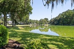 227 Summerwood Dr. photo 4