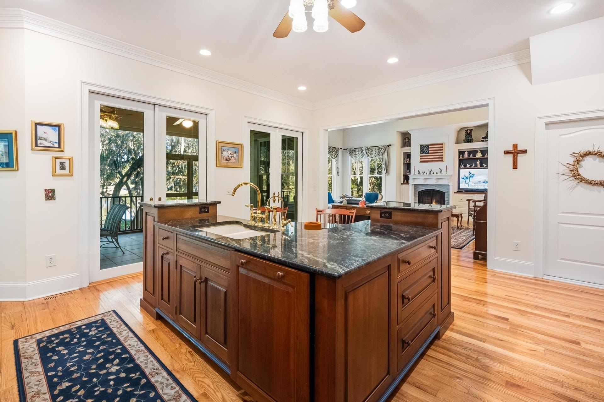 227 Summerwood Dr.  Photo 9