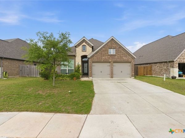 2940 Coral Way , Seguin, TX 78155