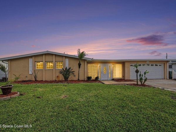 1199 Yacht Club Boulevard , Indian Harbour Beach, FL 32937