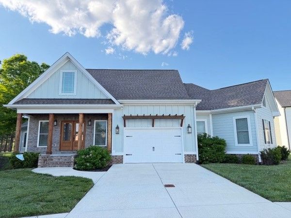 175 Dry Fork Dr , Winchester, TN 37398