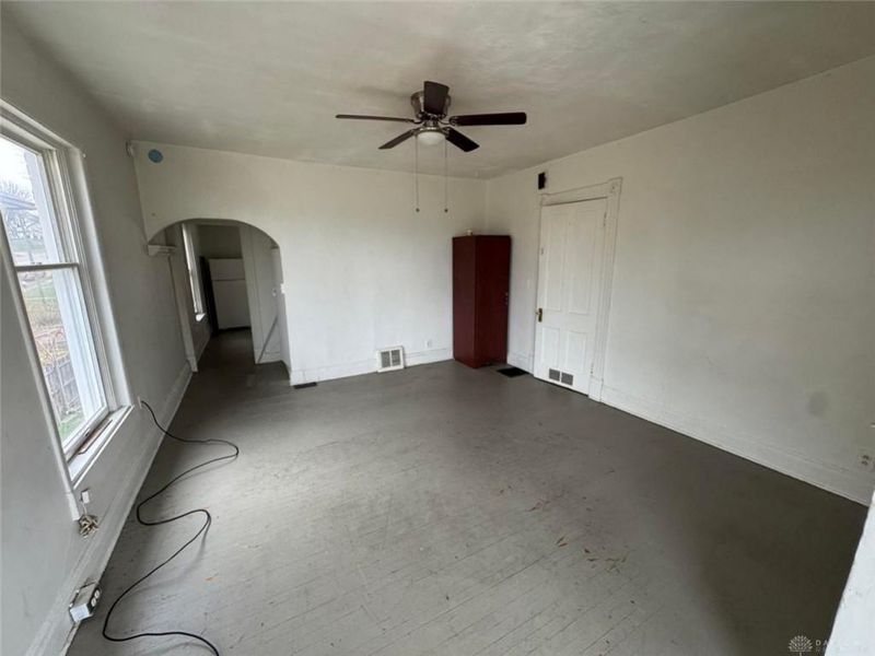 707 W High Street, Springfield, OH 45506 Photo 4