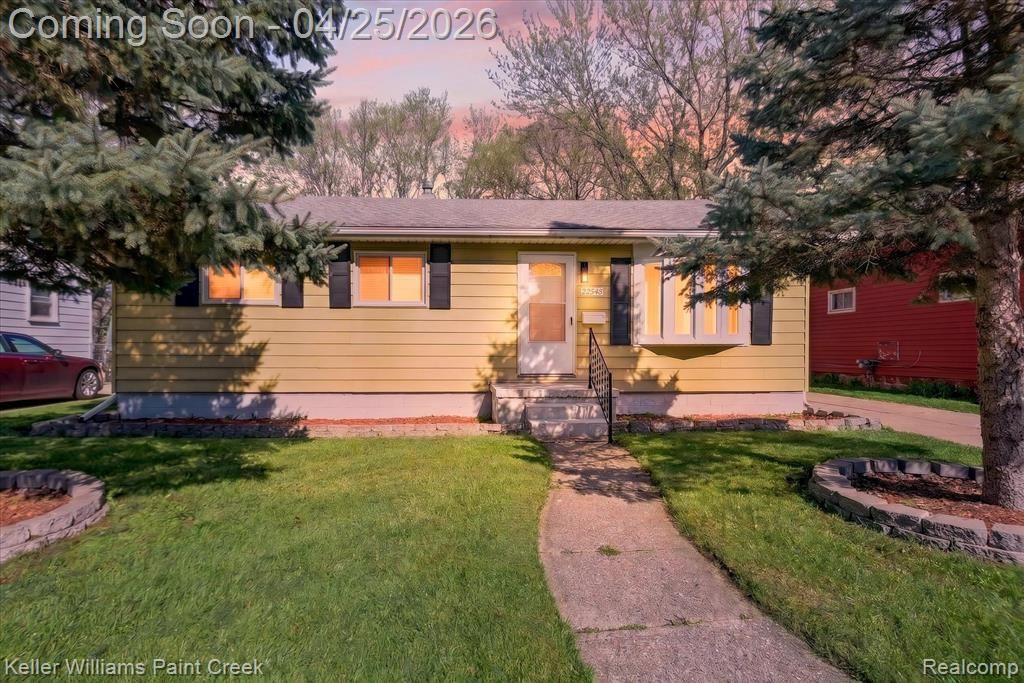 22546 Ira Boulevard, Warren, MI 48091 Main Photo