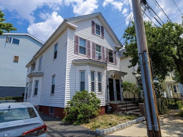 15 Ellsworth Street, Unit 2, Somerville, MA 02145