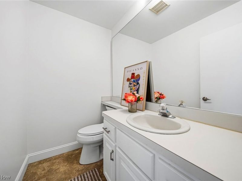 210 Teal Trace, Unit 210, Mayfield Heights, OH 44124 Photo 11