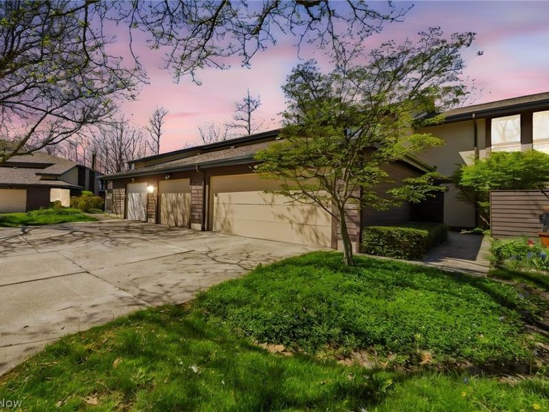 210 Teal Trace, Unit 210, Mayfield Heights, OH 44124 Photo 25