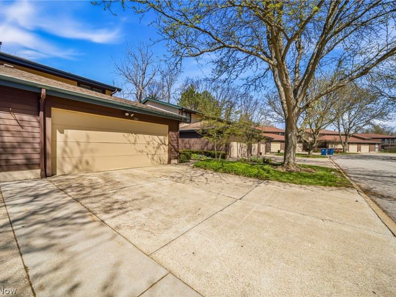 210 Teal Trace, Unit 210, Mayfield Heights, OH 44124 Photo 26