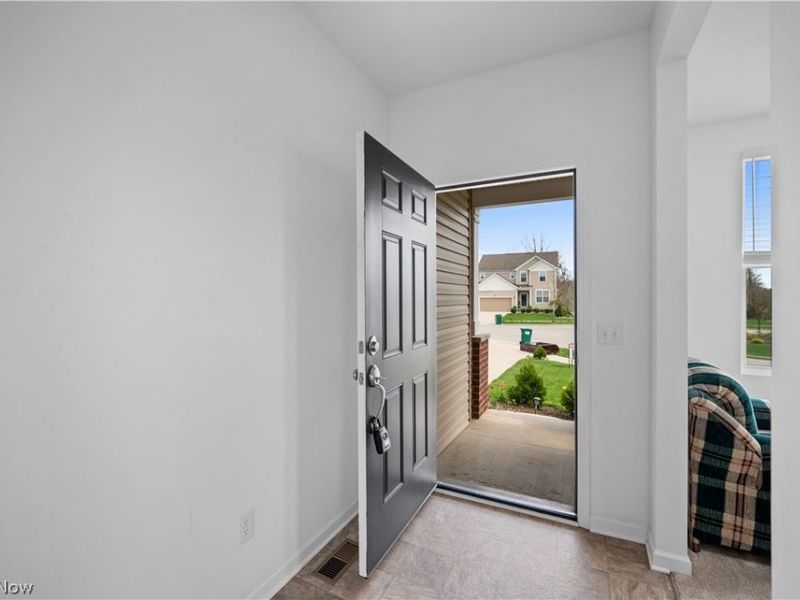 2957 Darlene Court, Twinsburg, OH 44087 Photo 4