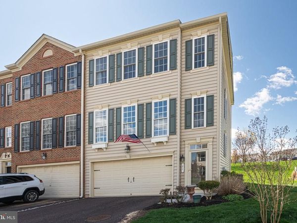 71 N SAVANNA DRIVE, POTTSTOWN, PA 19465