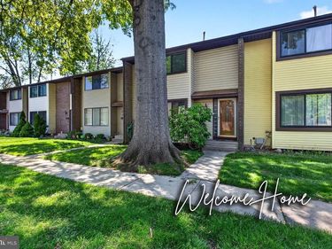 469 LIVINGSTON DRIVE, HIGHTSTOWN, NJ 08520